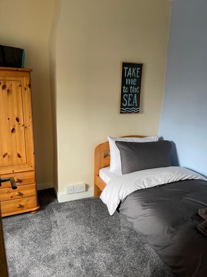 Harbour View Holiday Let - Entire 3 Bedroom Maisonette With Spectacular Harbour And Sea Front Views Sleeps 5 Bridlington Eksteriør billede