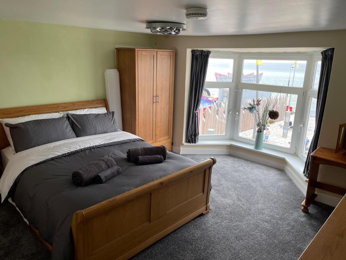 Harbour View Holiday Let - Entire 3 Bedroom Maisonette With Spectacular Harbour And Sea Front Views Sleeps 5 Bridlington Eksteriør billede